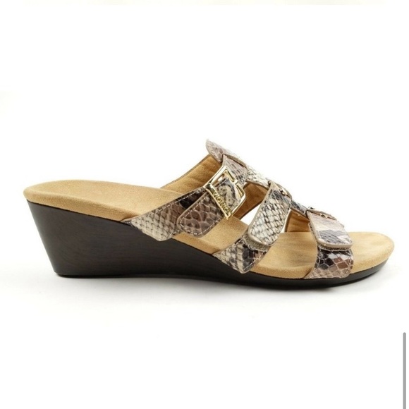 Vionic Shoes - Vionic Park Raida Sandals Snakeprint Size 9
